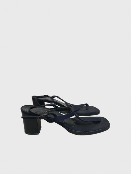 Sandales Gucci bleu marine T.38,5