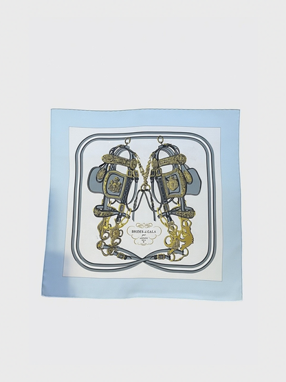Foulard Hermès Brides de Gala bleu