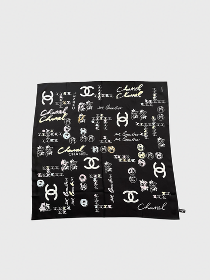 Foulard Chanel noir CC