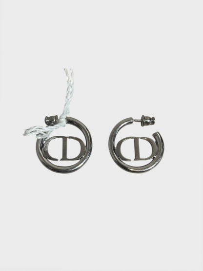 Boucles d'oreilles Dior 30 Montaigne