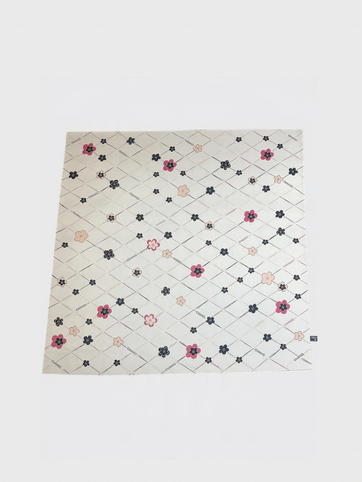 Foulard Chanel blanc fleurs
