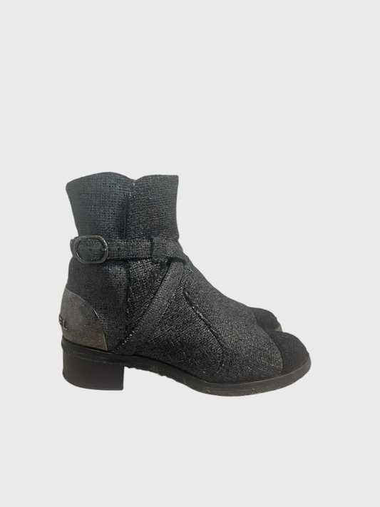 Bottines Chanel grises T.36,5