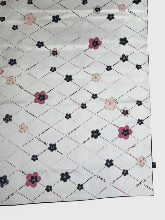 Foulard Chanel blanc fleurs