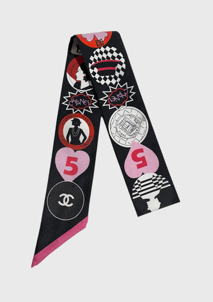 Foulard slim Chanel noir et rose
