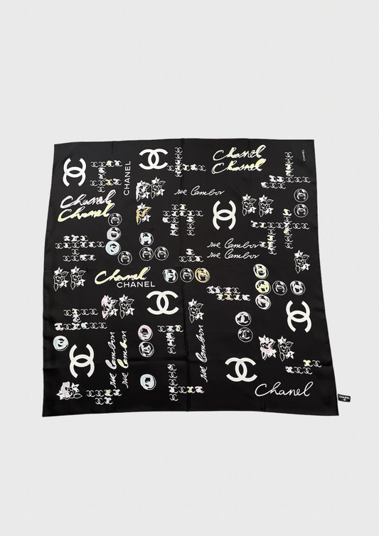 Foulard Chanel noir CC
