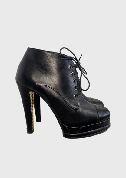 Bottines Chanel noires T.37,5