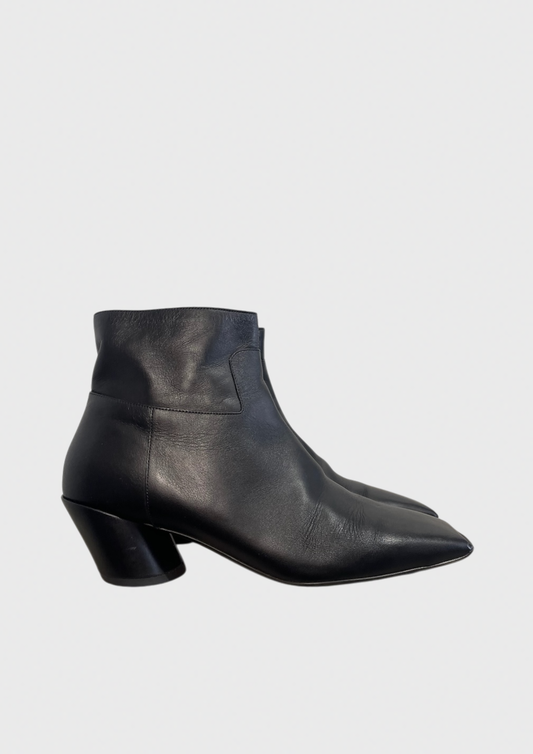 Bottines Balenciaga noires T.40