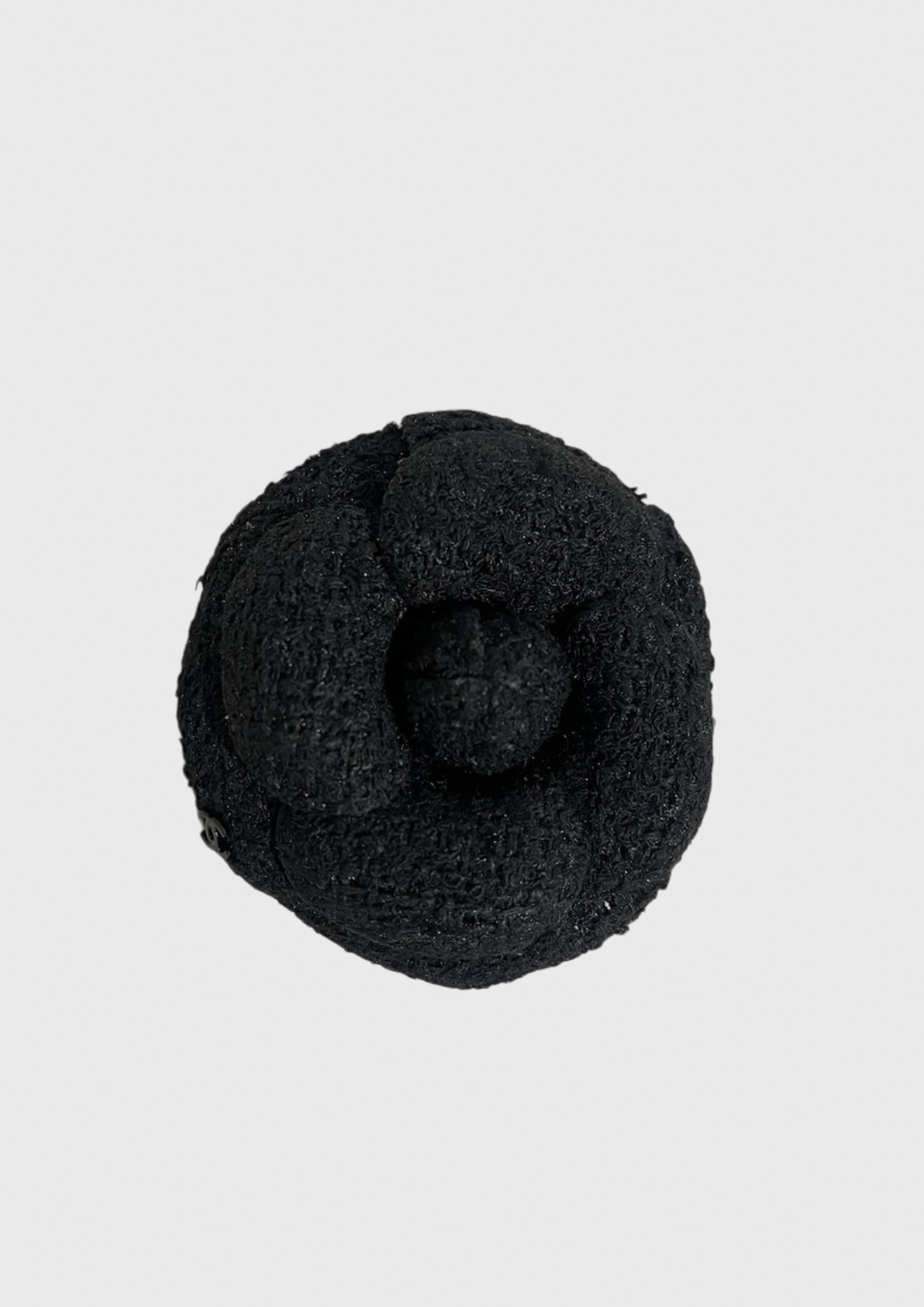 Broche Chanel Camélia noire