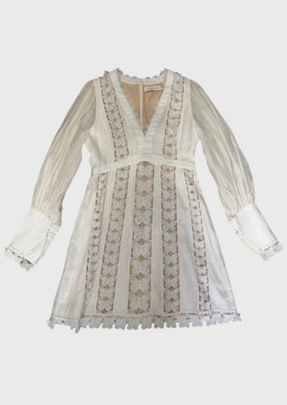 Robe Zimmermann blanche T.1