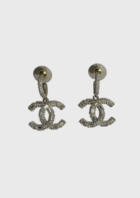 Boucles d'oreilles Chanel CC