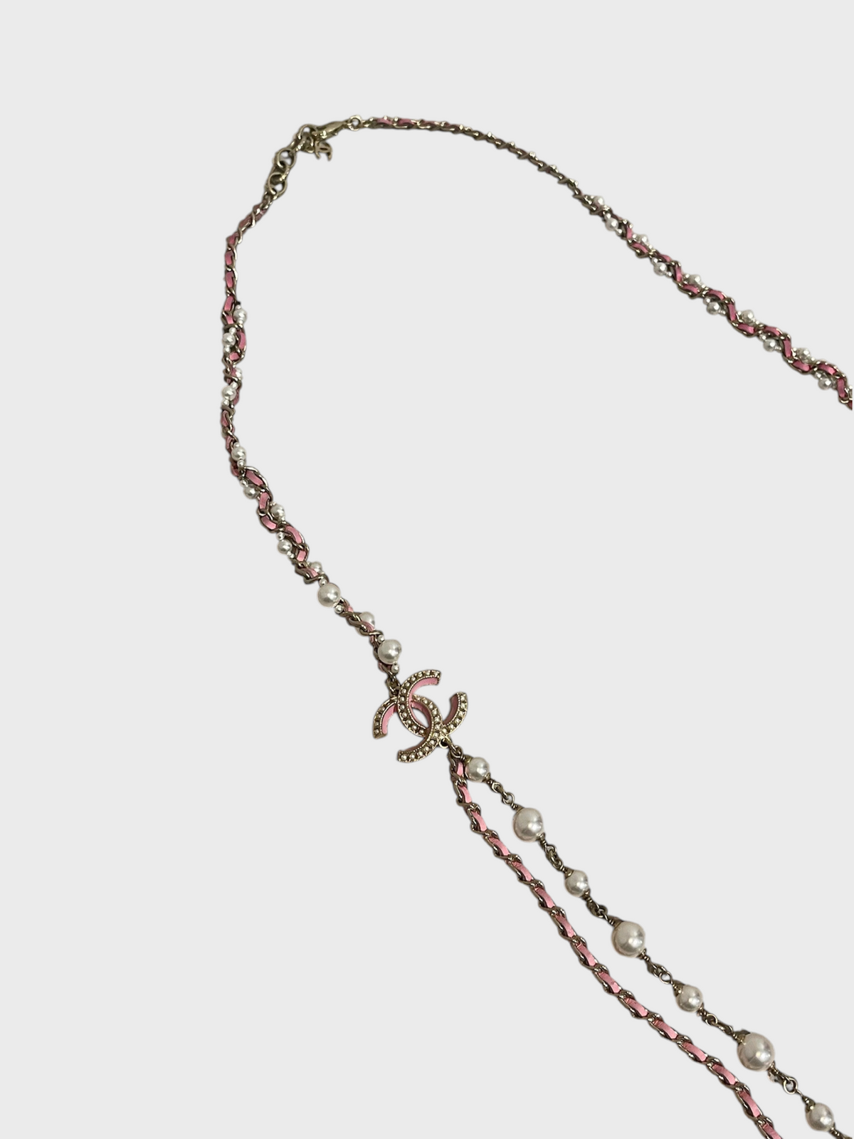 Sautoir Chanel rose