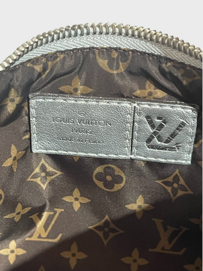 Pochette Louis Vuitton argent