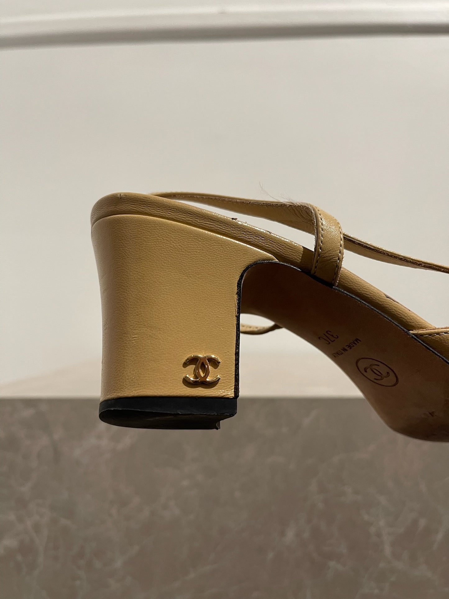 Slingback Chanel beige T.37