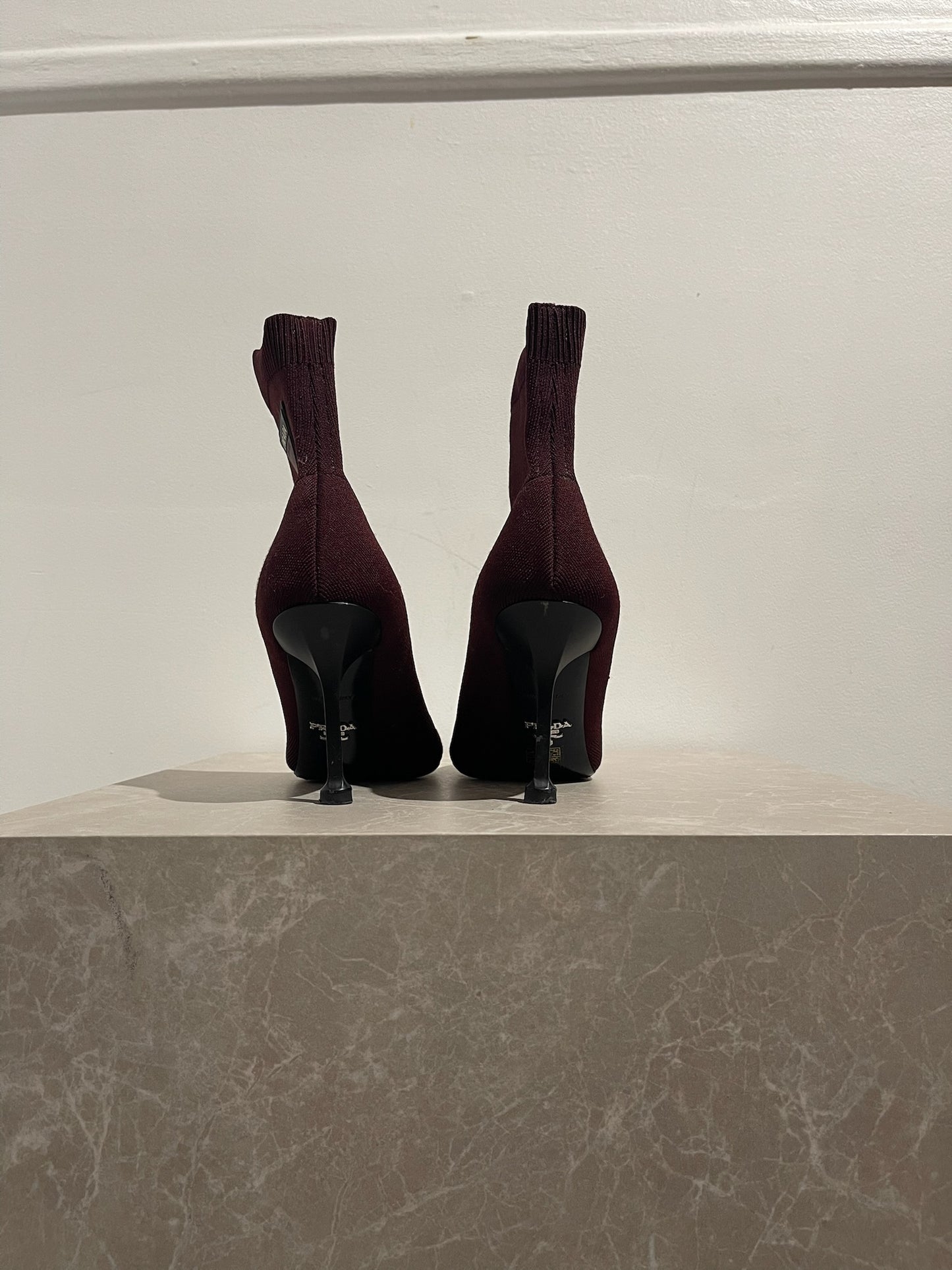 Bottines Prada bordeaux T.37