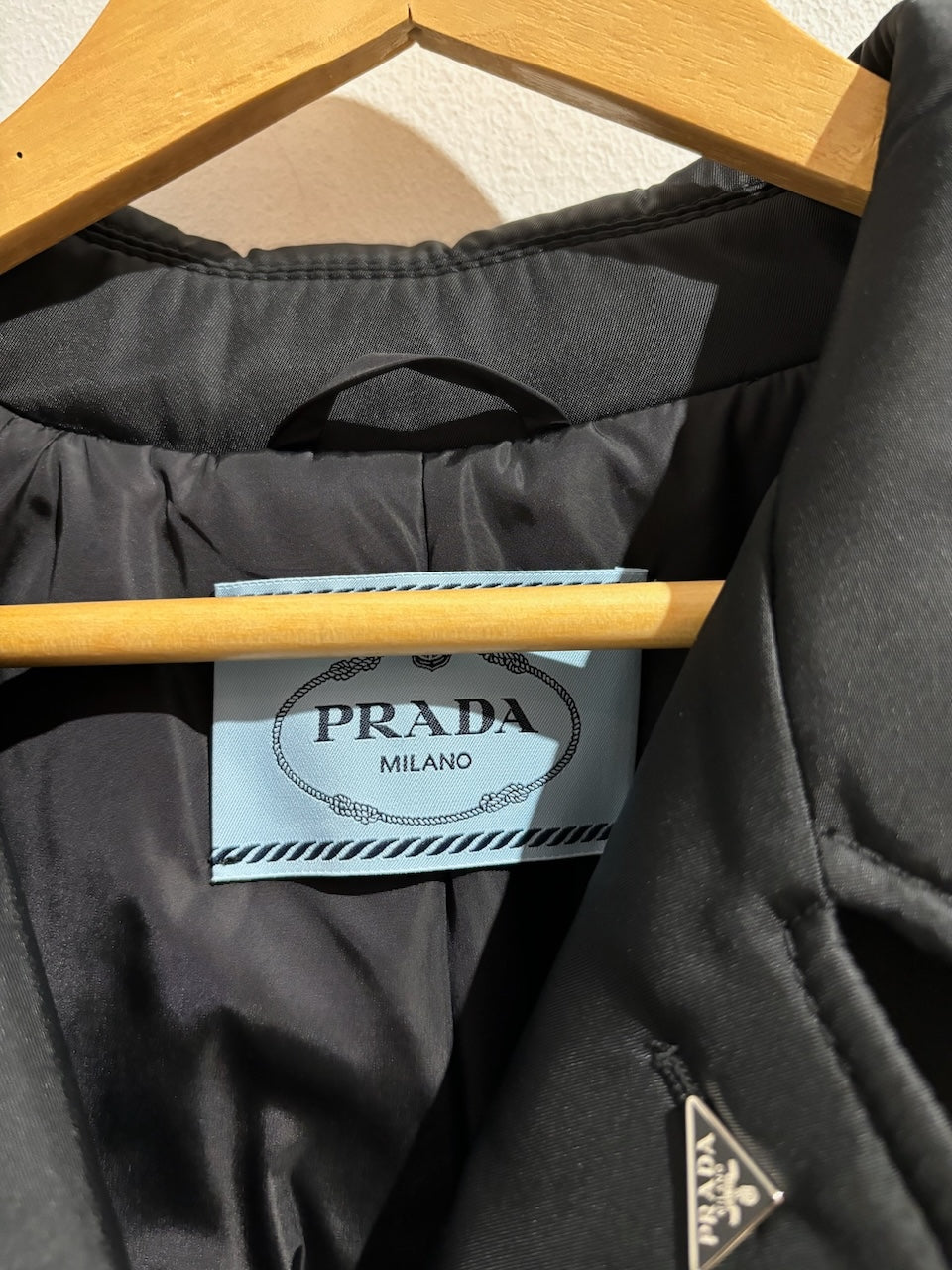 Veste Prada Re-Nylon noire T.38