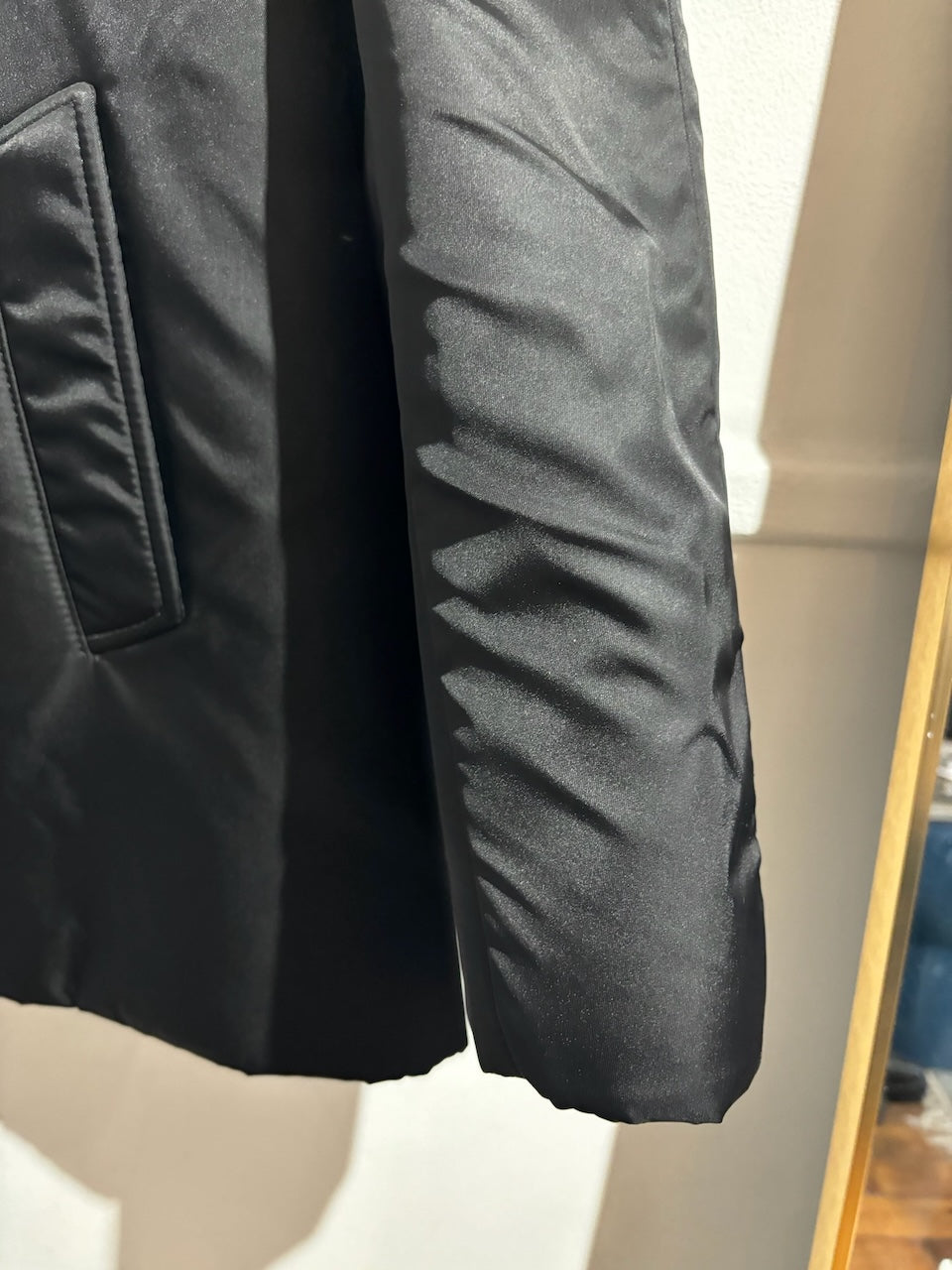 Veste Prada Re-Nylon noire T.38