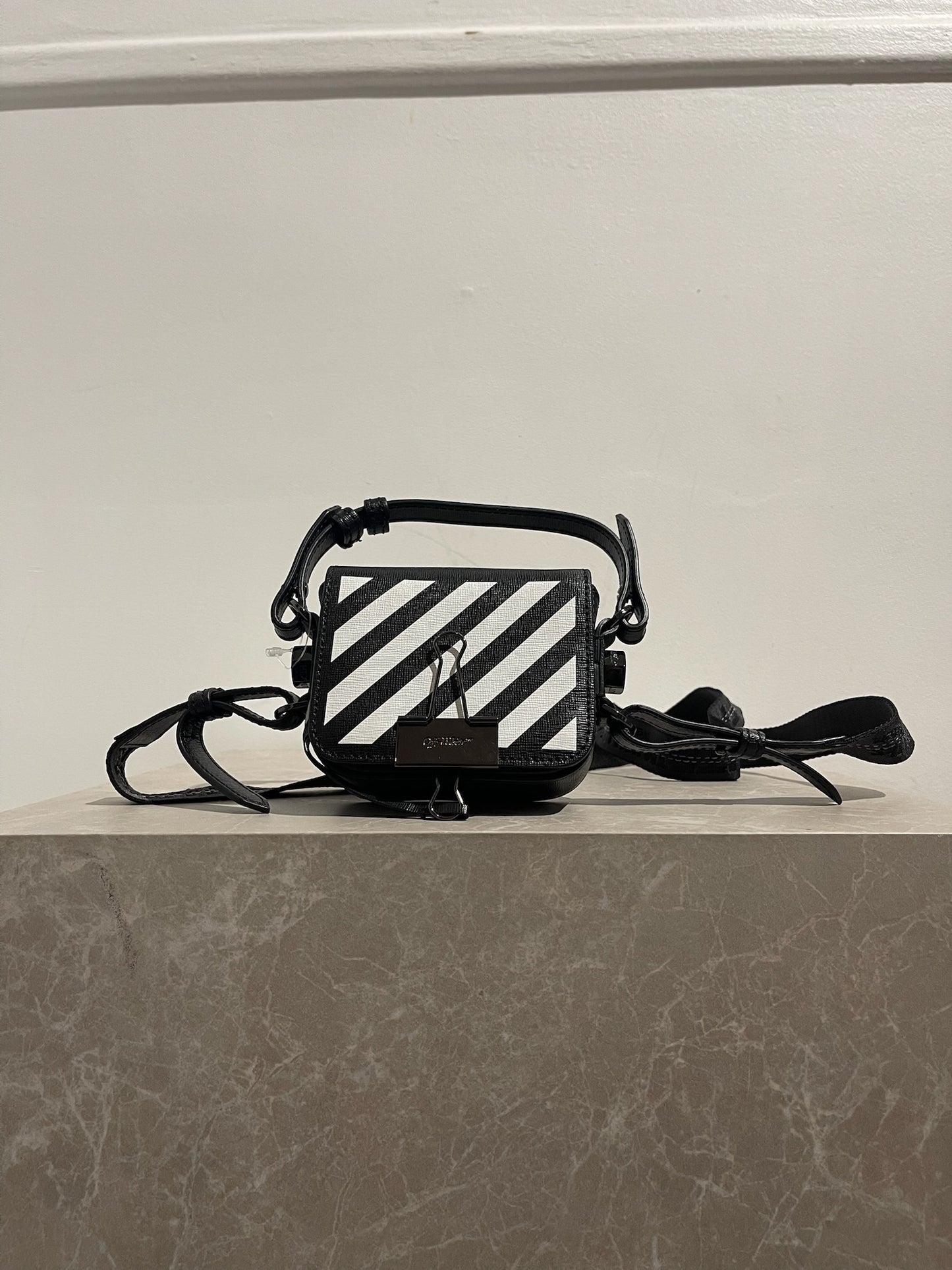 Sac Off-White Binder noir