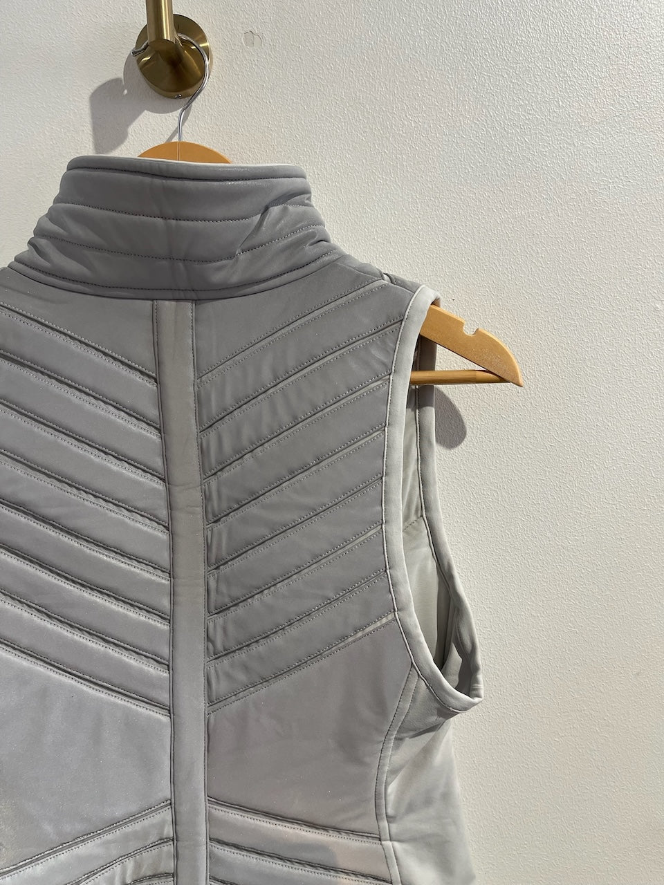Veste Alo Yoga T.S NEUVE