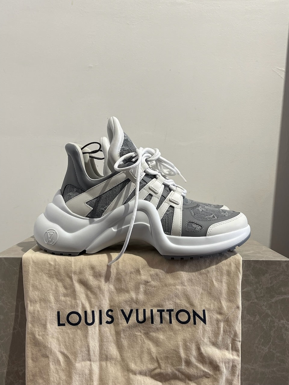 Baskets Louis Vuitton Archlight T.40