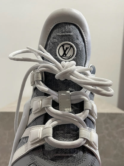 Baskets Louis Vuitton Archlight T.40