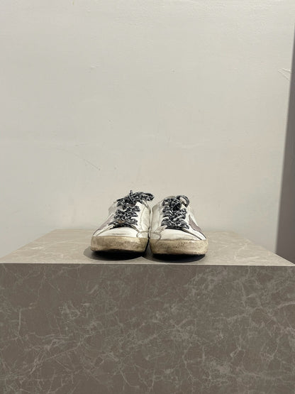 Baskets Golden Goose blanches T.35