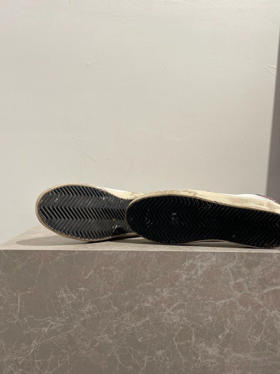 Baskets Golden Goose blanches T.35