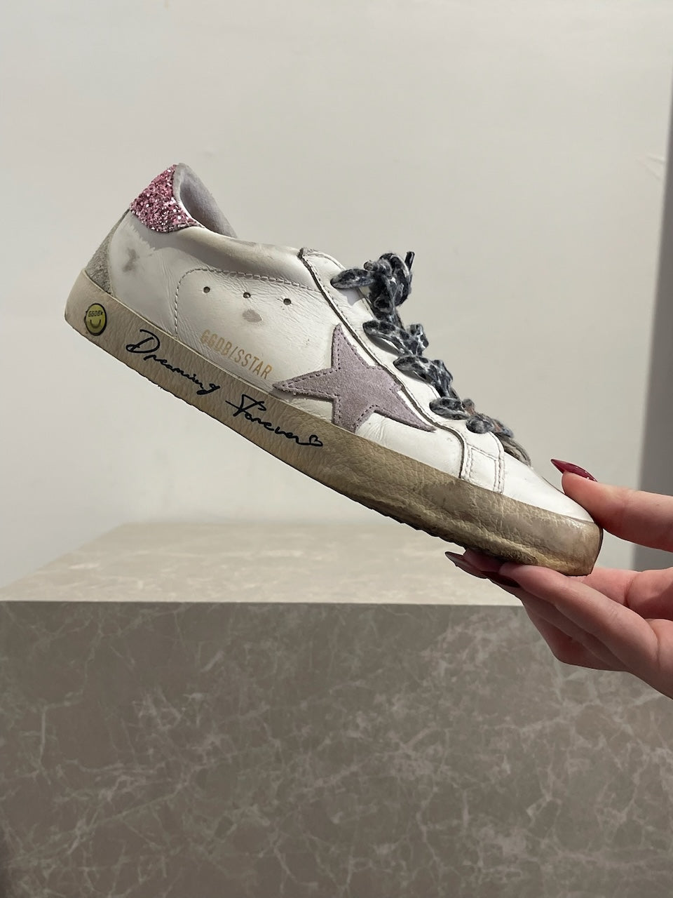 Baskets Golden Goose blanches T.35