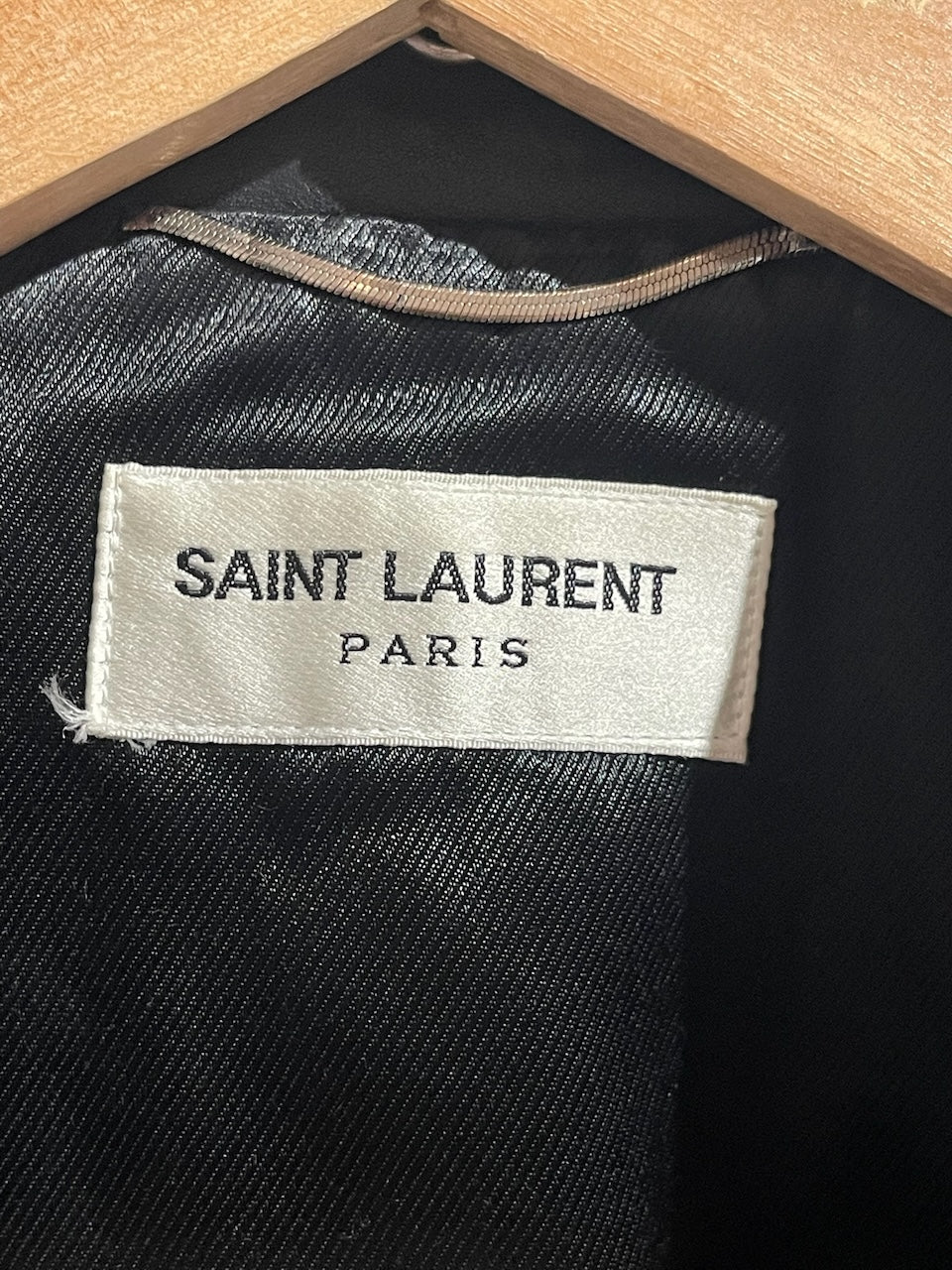 Perfecto Saint Laurent noir T.42