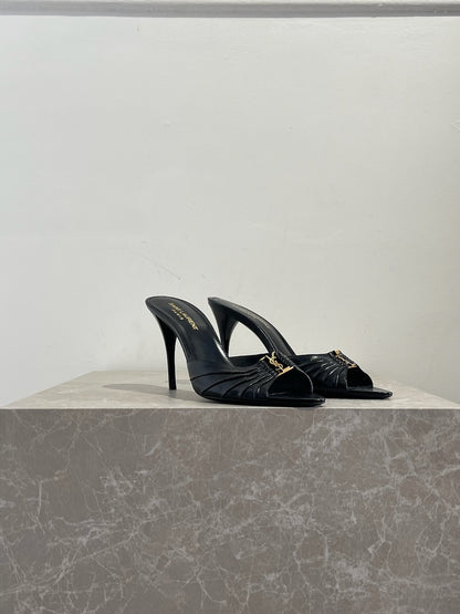 Mules Saint Laurent noires T.37,5