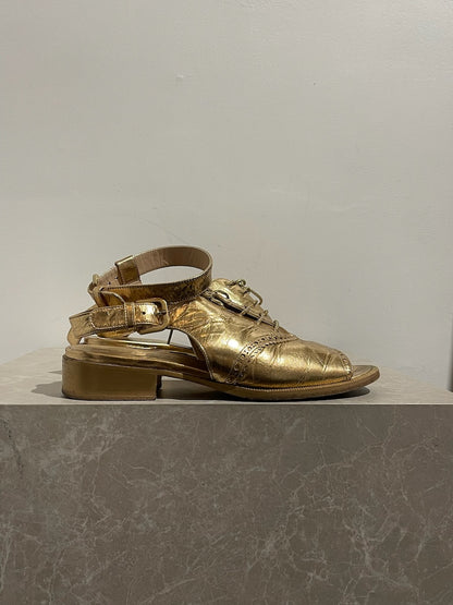 Sandales Chanel dorées T.37