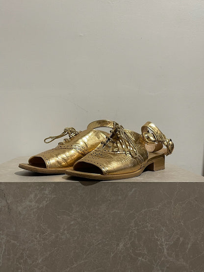 Sandales Chanel dorées T.37