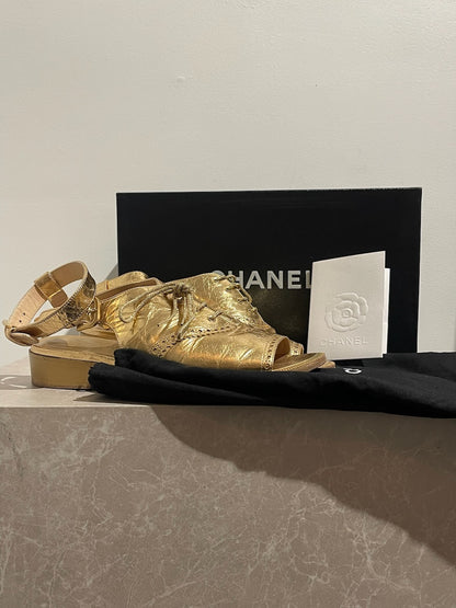 Sandales Chanel dorées T.37