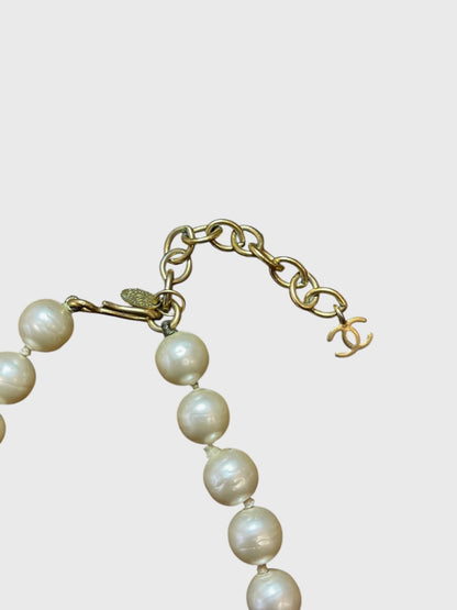 Sautoir Chanel perles