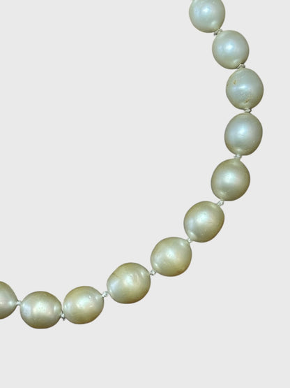 Collier Chanel perles