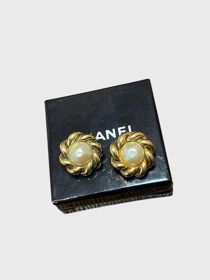 Boucles d'oreilles Chanel vintage
