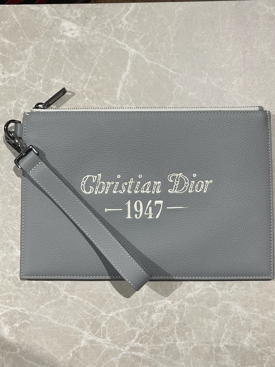 Pochette Dior grise NEUVE