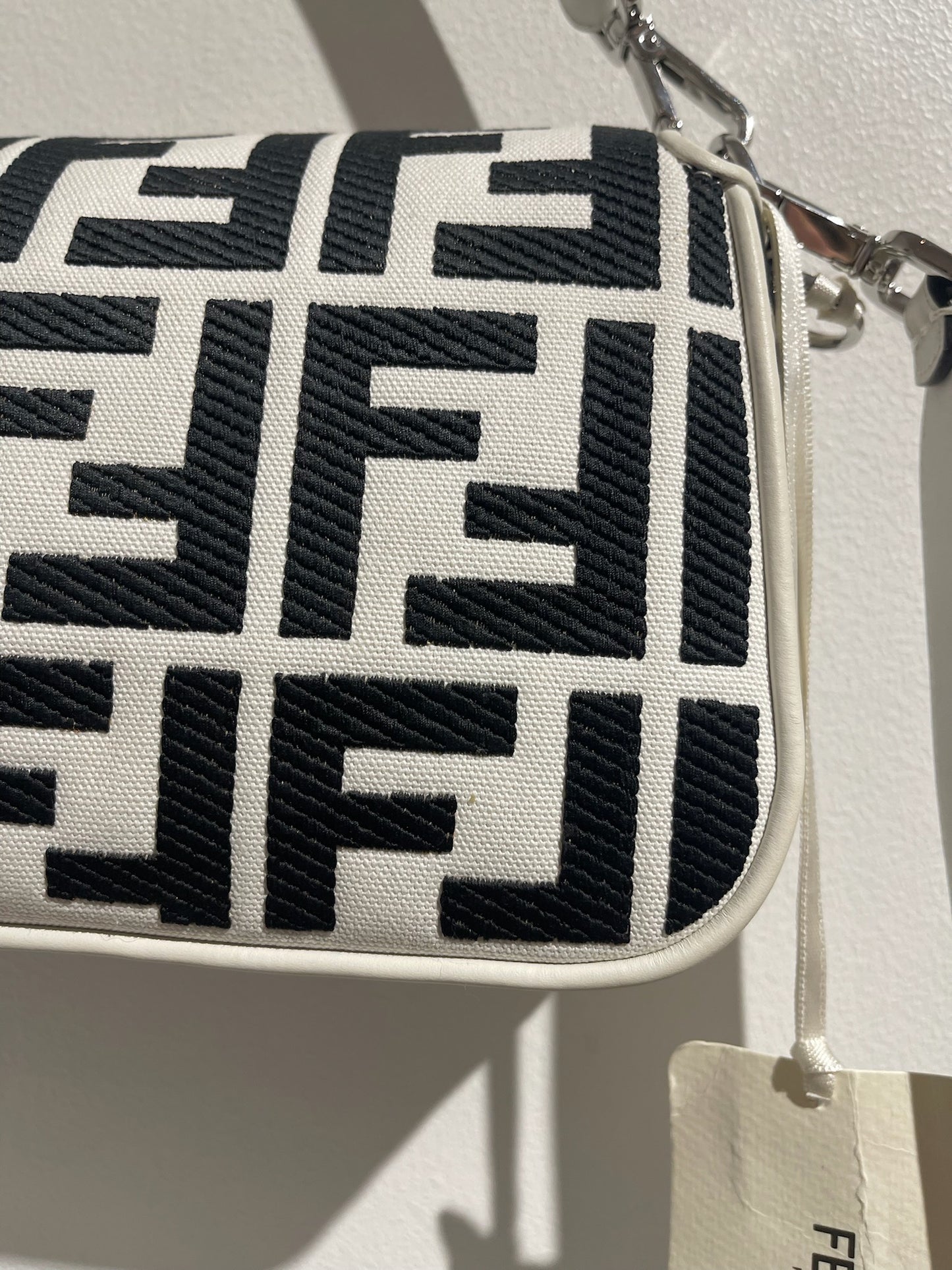 Sac Fendi Baguette NEUF