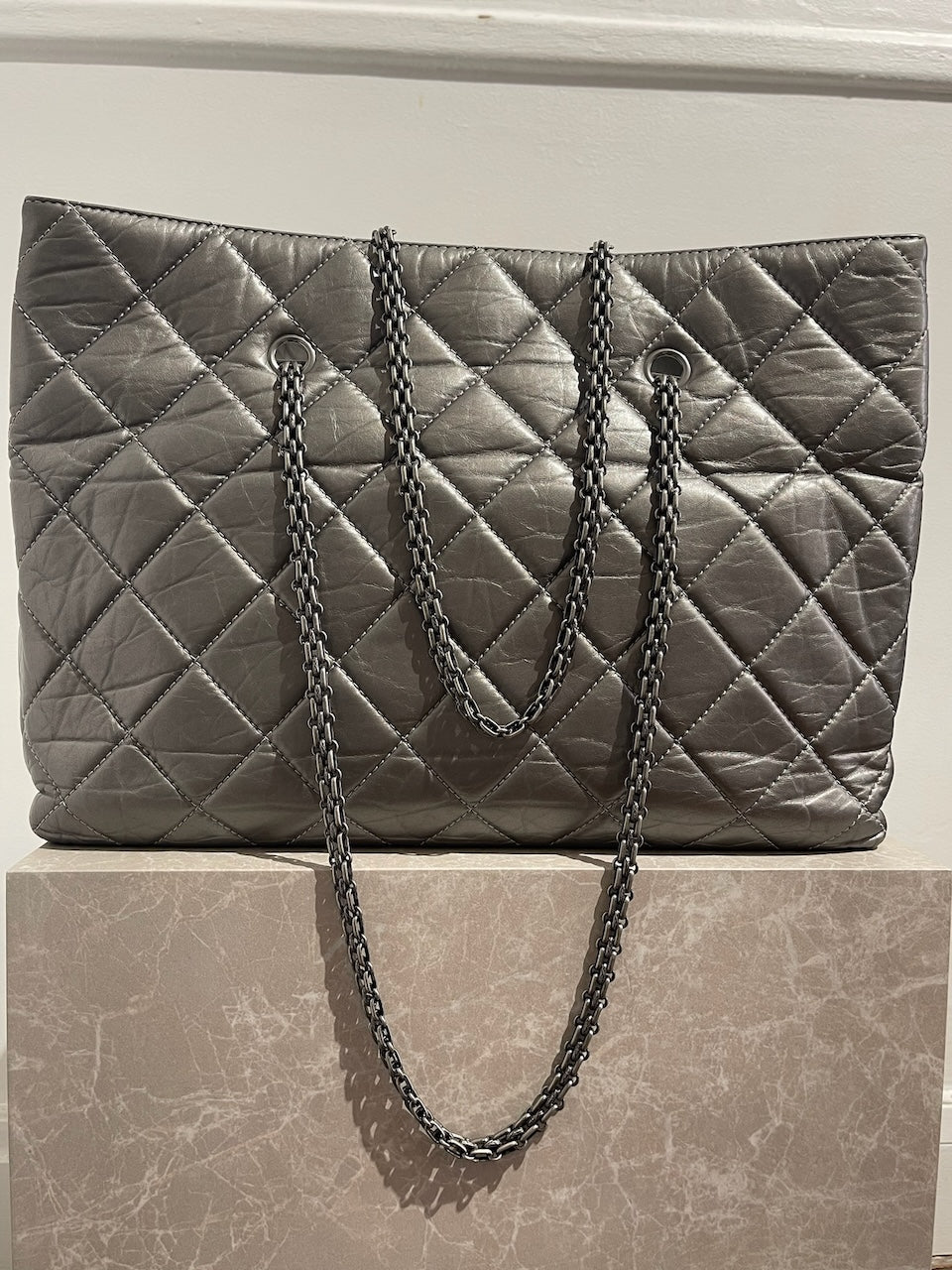 Sac cabas Chanel argent 2.55