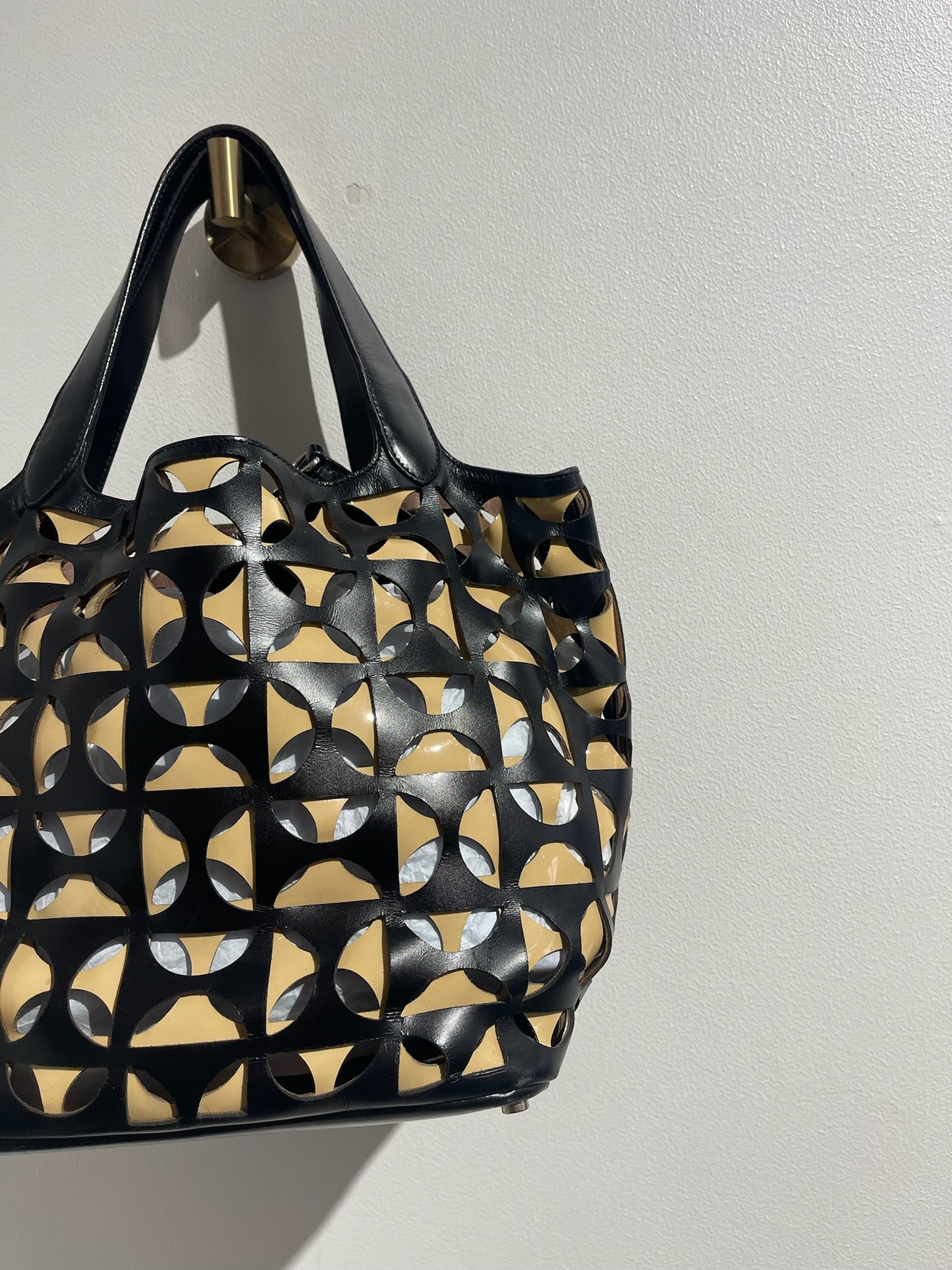 Sac Alaia noir et beige