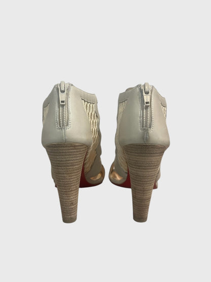 Sandales Christian Louboutin beiges T.36,5