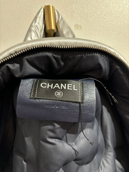 Sac à dos Chanel argenté