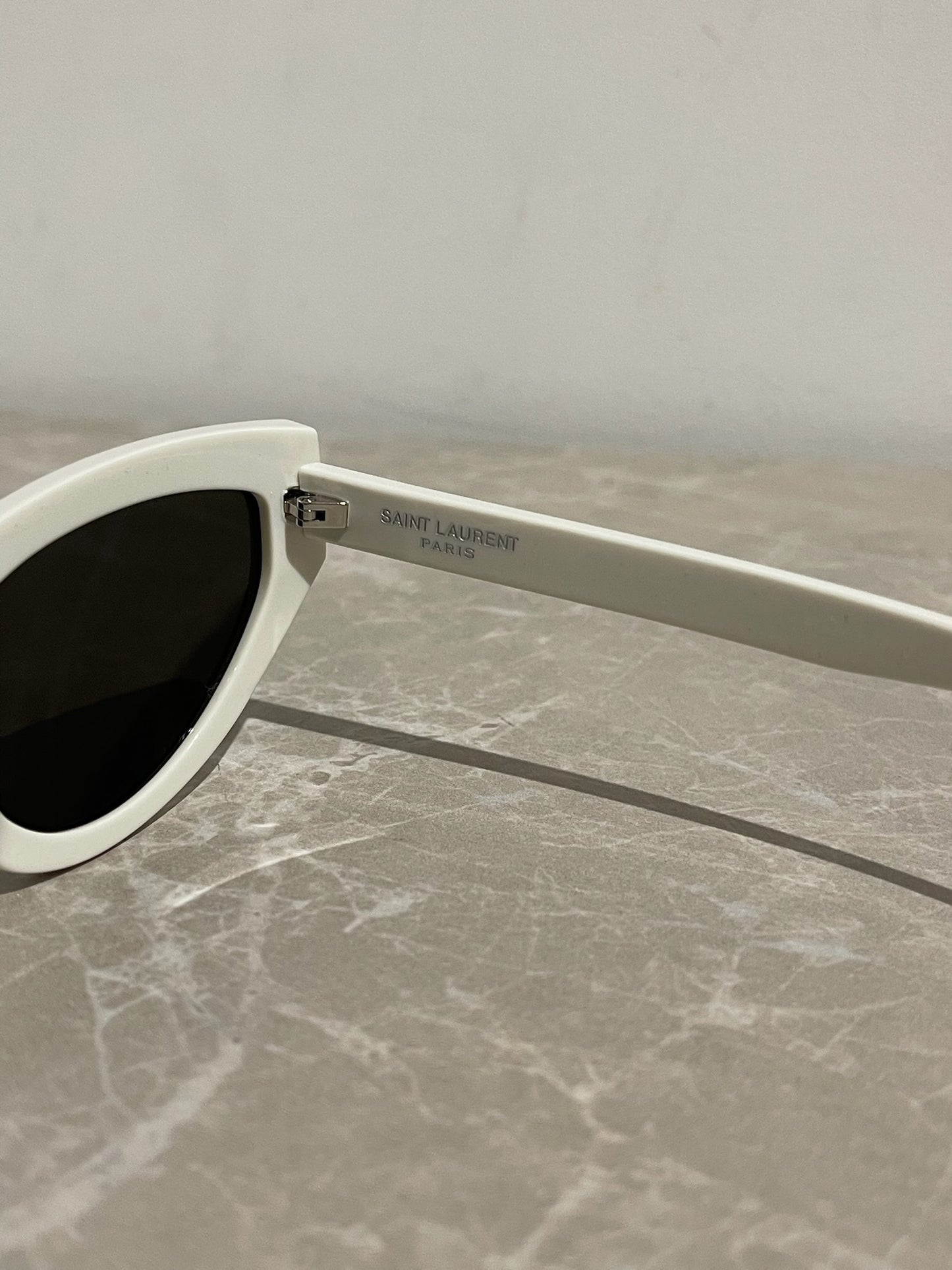 Lunettes Saint Laurent blanches