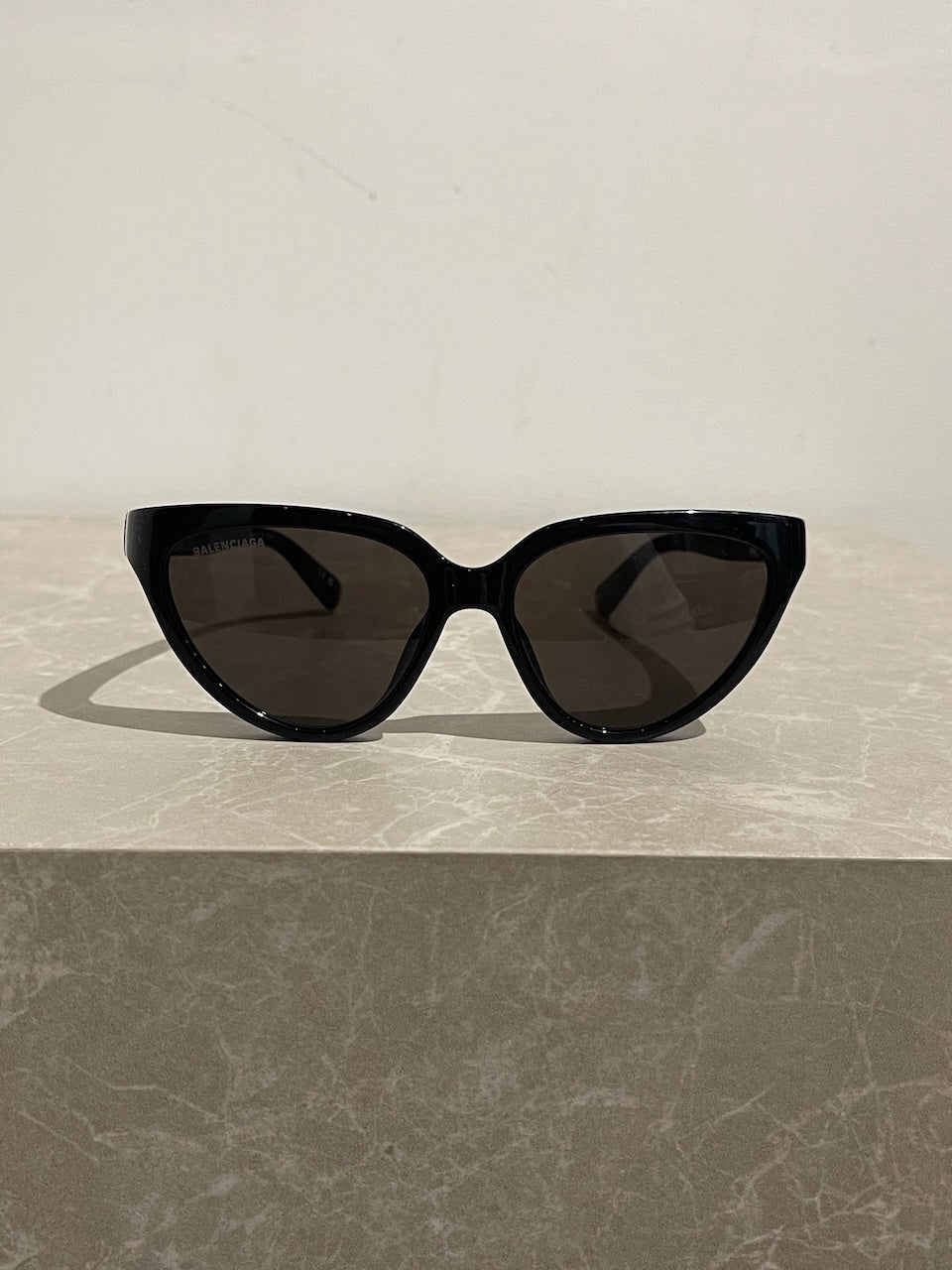 Lunettes de soleil Balenciaga noires