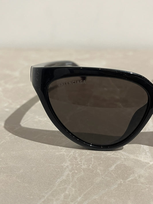 Lunettes de soleil Balenciaga noires