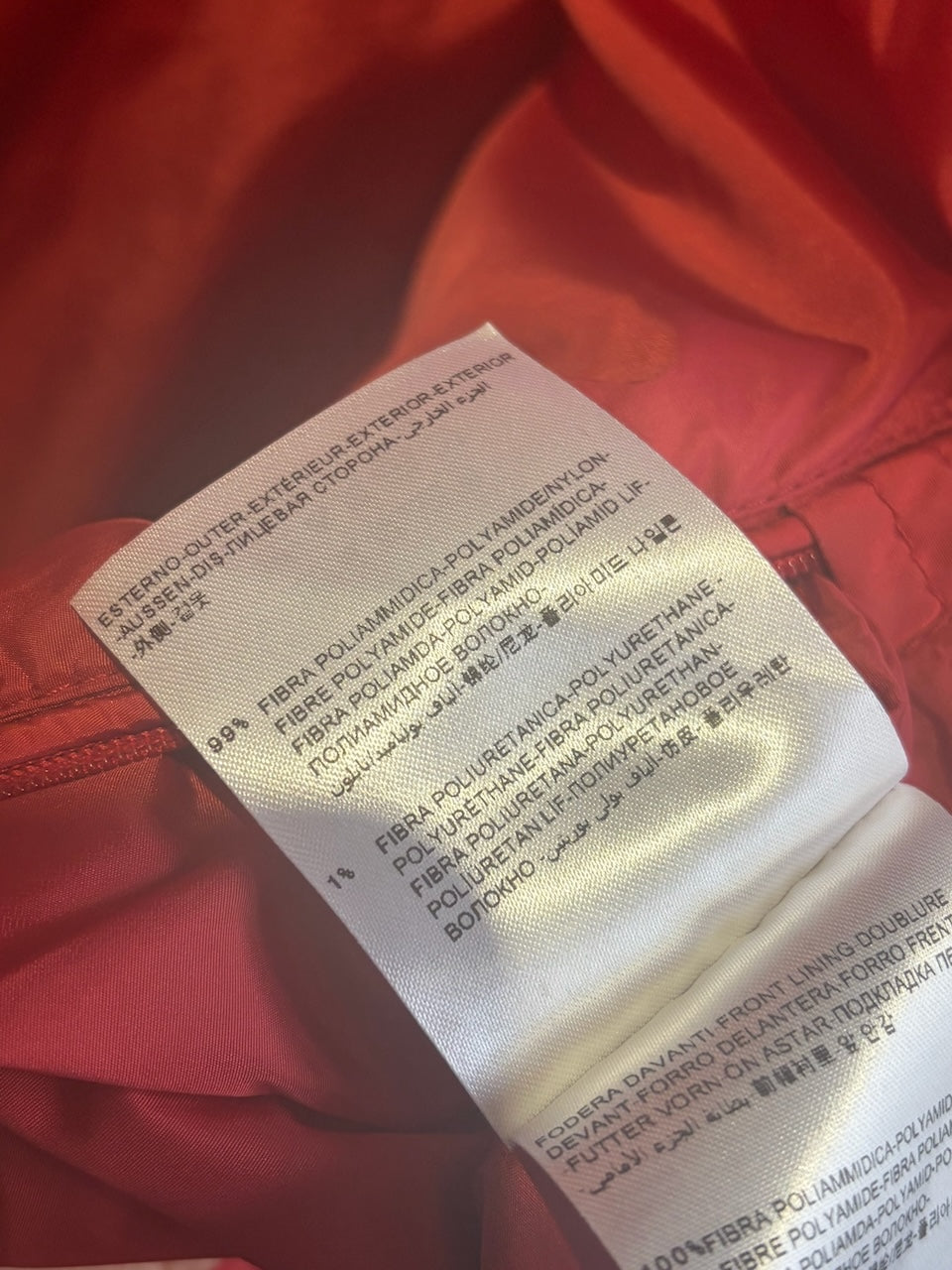 Veste Moncler rouge T.5