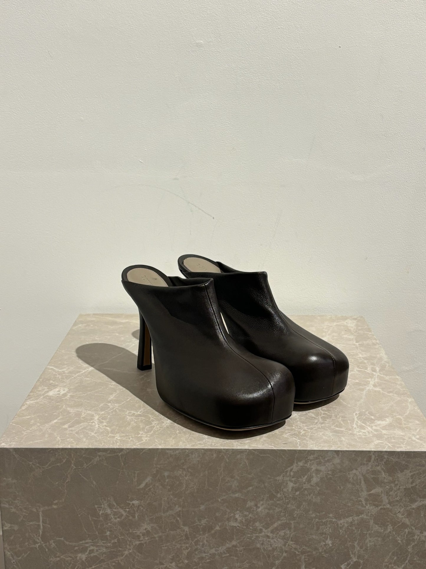 Mules Bottega Veneta Bold T.40