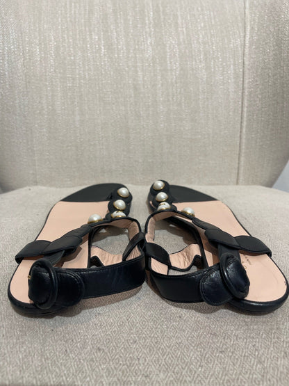 Sandales Gucci noires T.38,5