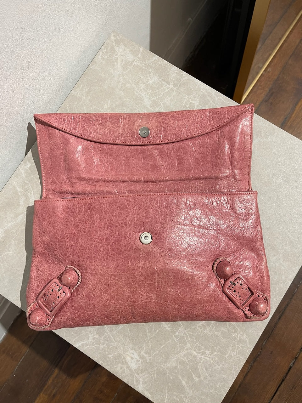 Pochette Balenciaga Envelop rose