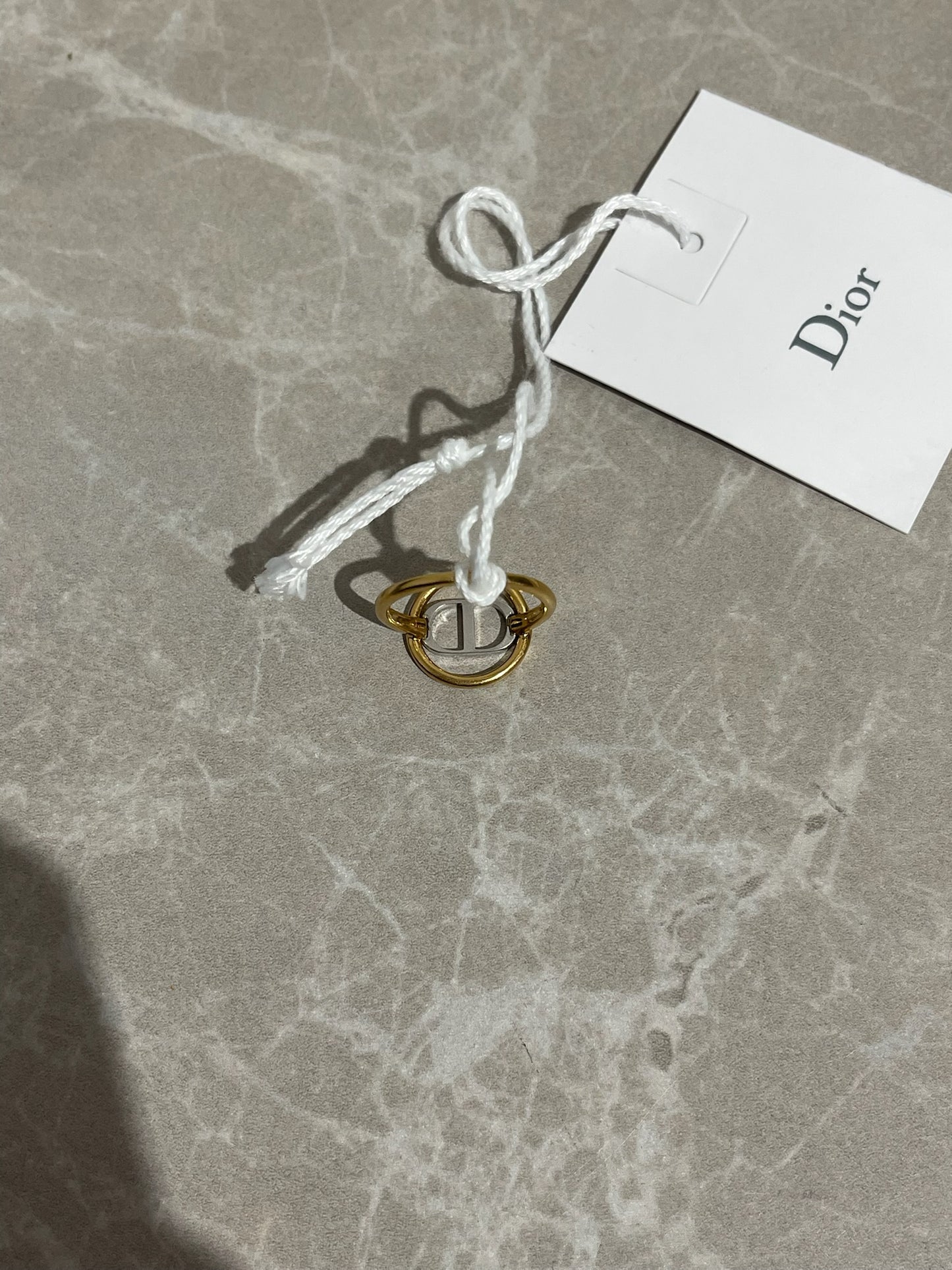 Bague Dior 30 Montaigne