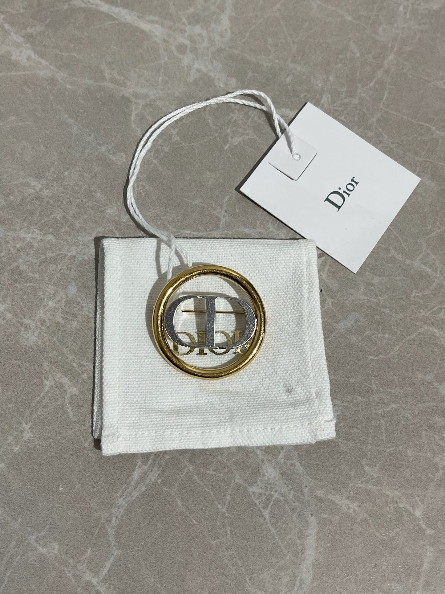 Broche Dior 30 Montaigne